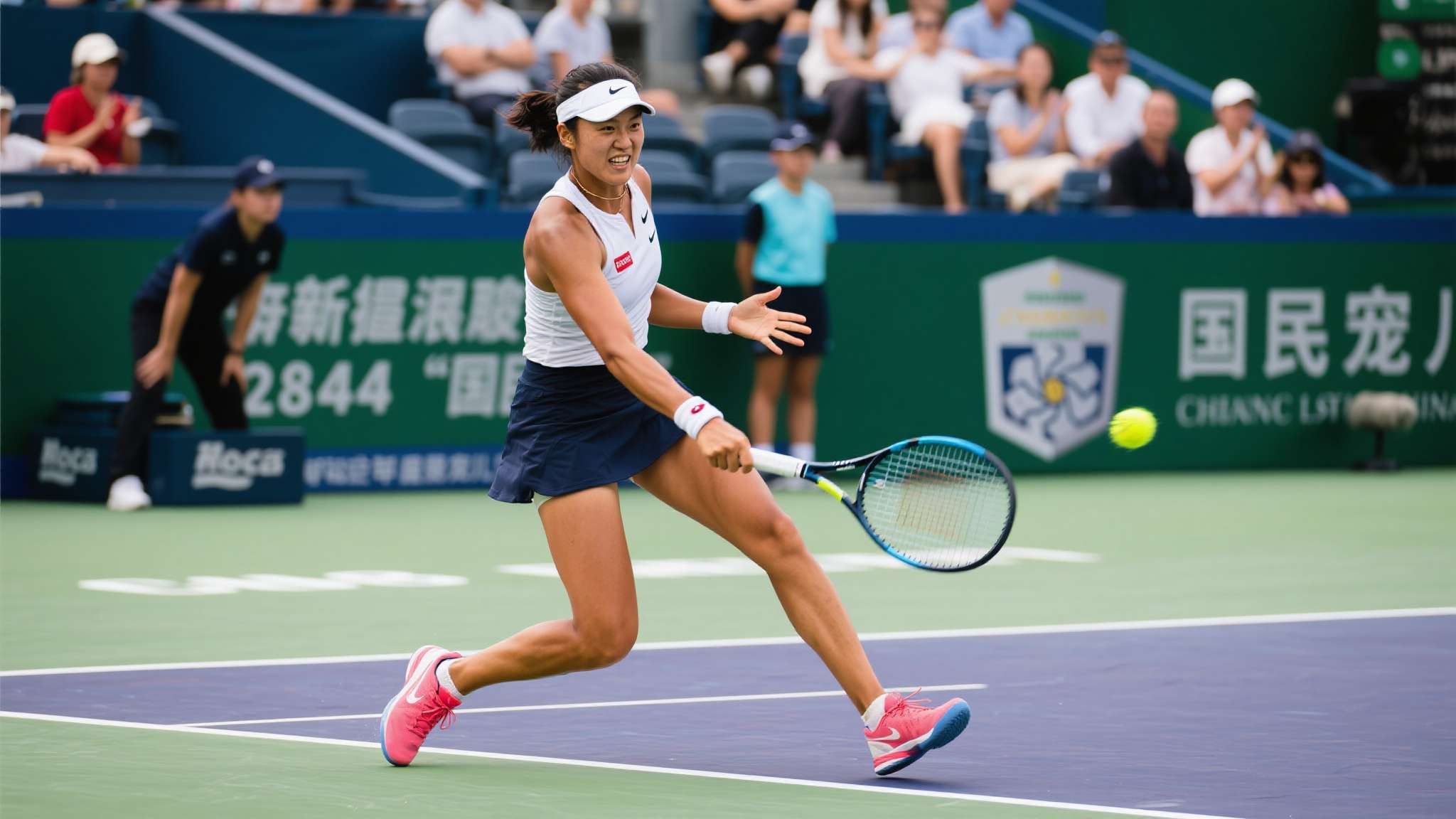 豪夺8连胜进四强!中国女网24岁1米82王牌归来:追赶郑钦文王欣瑜 近年来,中国女子网球迎来了高速发展的黄金时期,越来越多天赋异禀的年轻选手登上世界